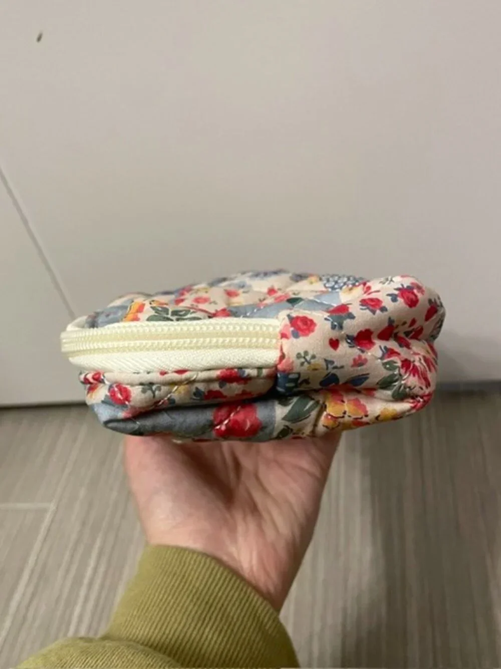 NWOT Floral Patchwork Makeup Cosmetic Bag Pouch Travel